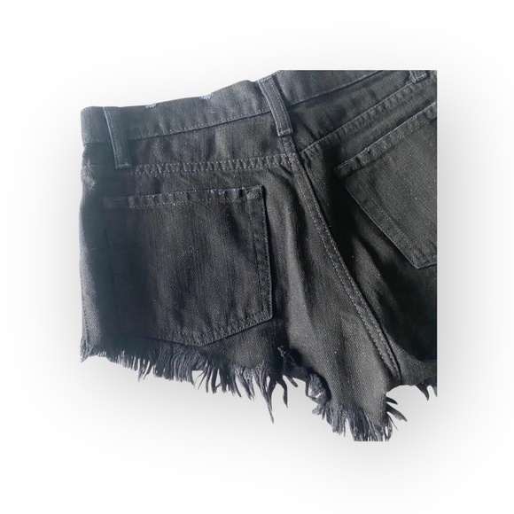 new LF Carmar ❉ Daisy Embroidery Embellished Cut Off Frayed Denim Shorts ❉ Black - Picture 8 of 16